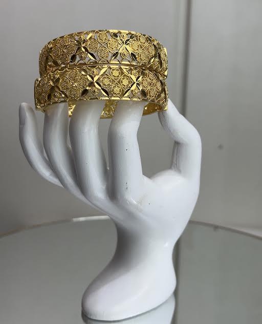 Get the bold, premium look of heavy solid gold jewelry without the physical weight. These are lightweight enough to wear comfortably through hours of greeting guests and dancing.