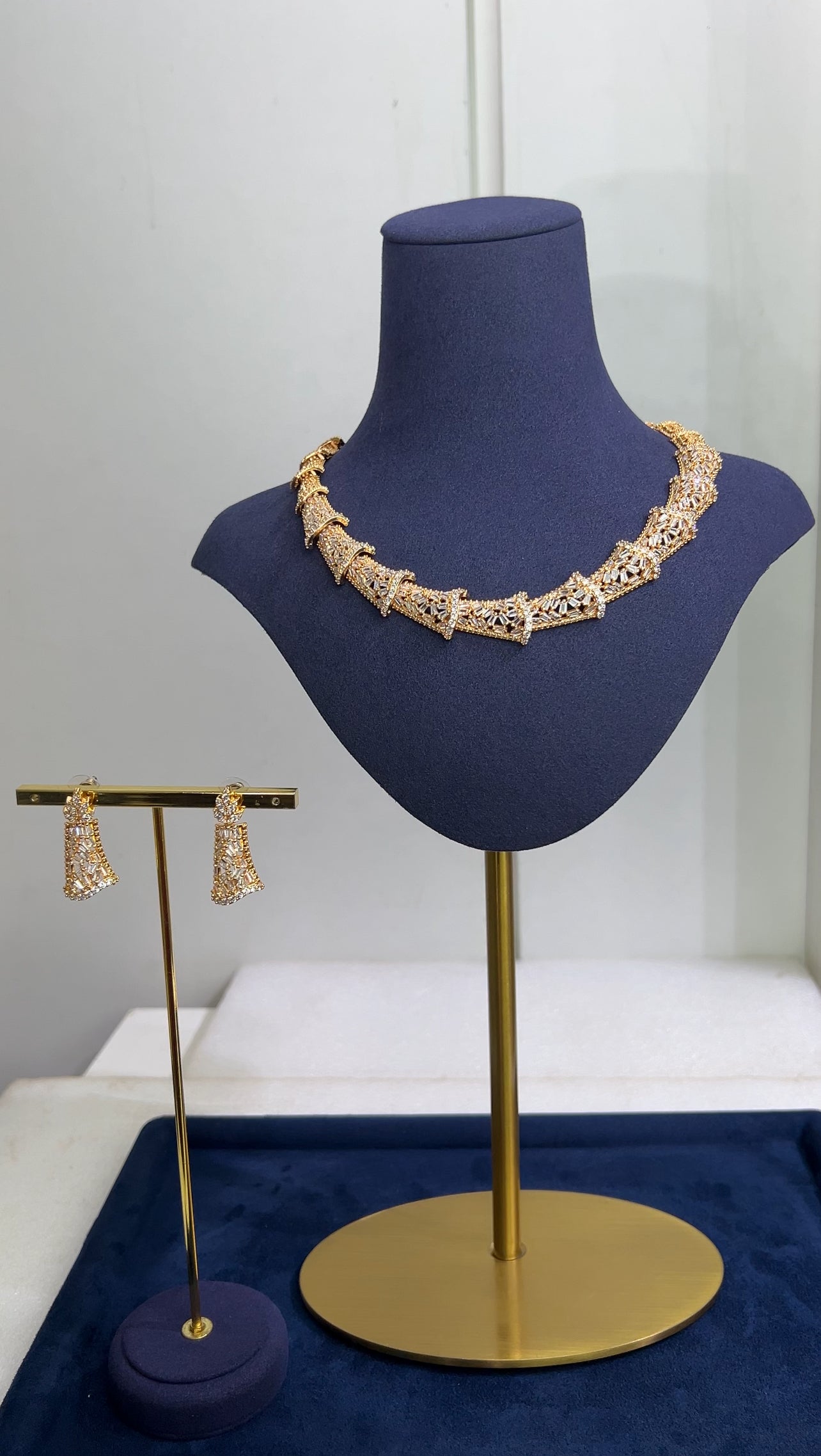 Zirconia Necklace Set