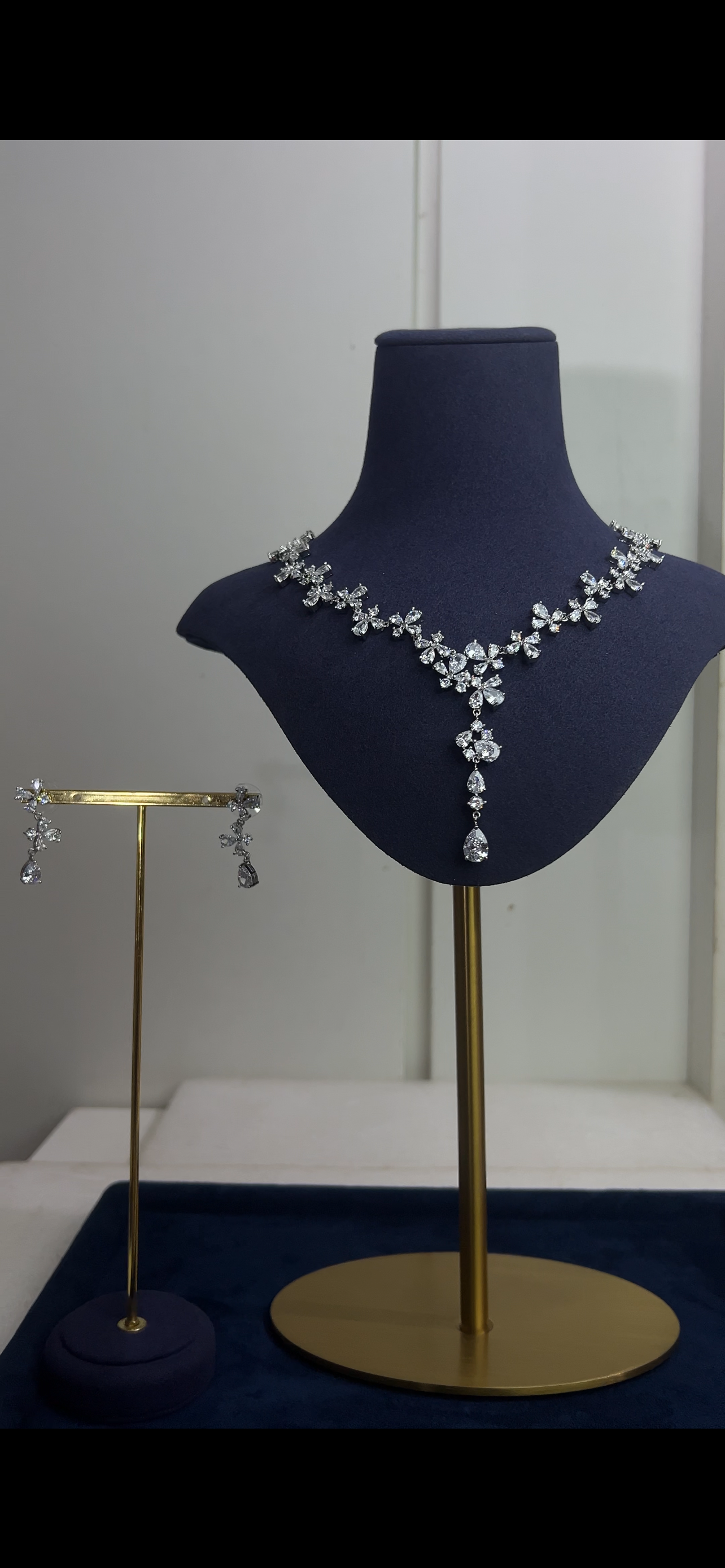 wedding necklace