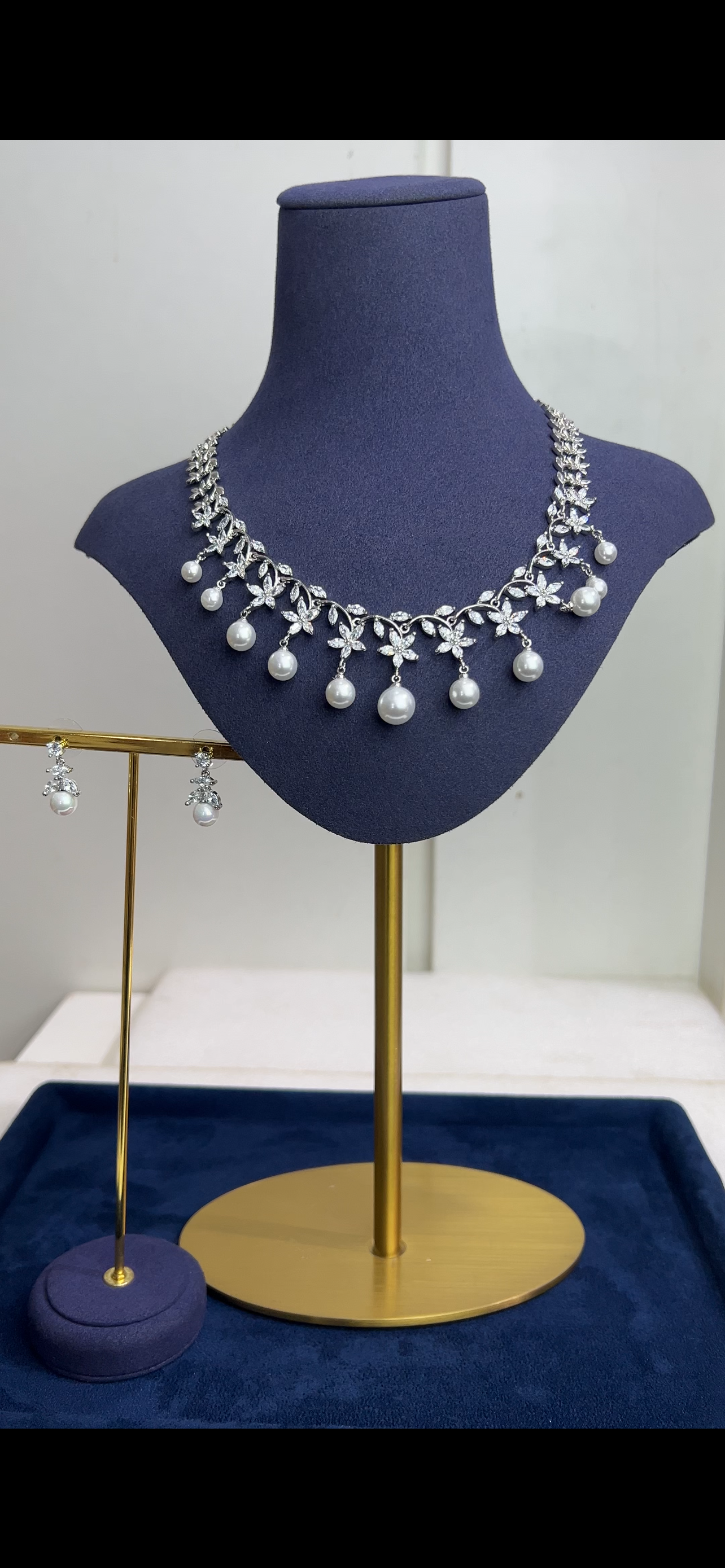 zirconia wedding necklace