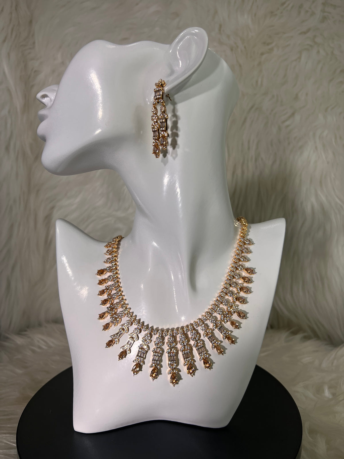ZIRCONIA NECKLACE SET