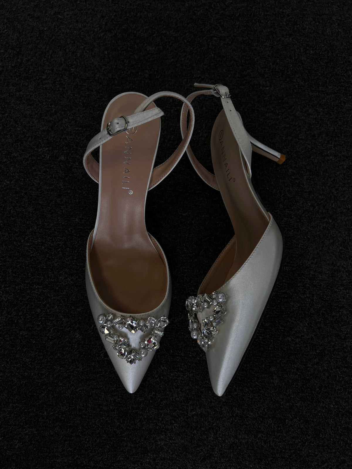 WHITE WEDDING SHOE