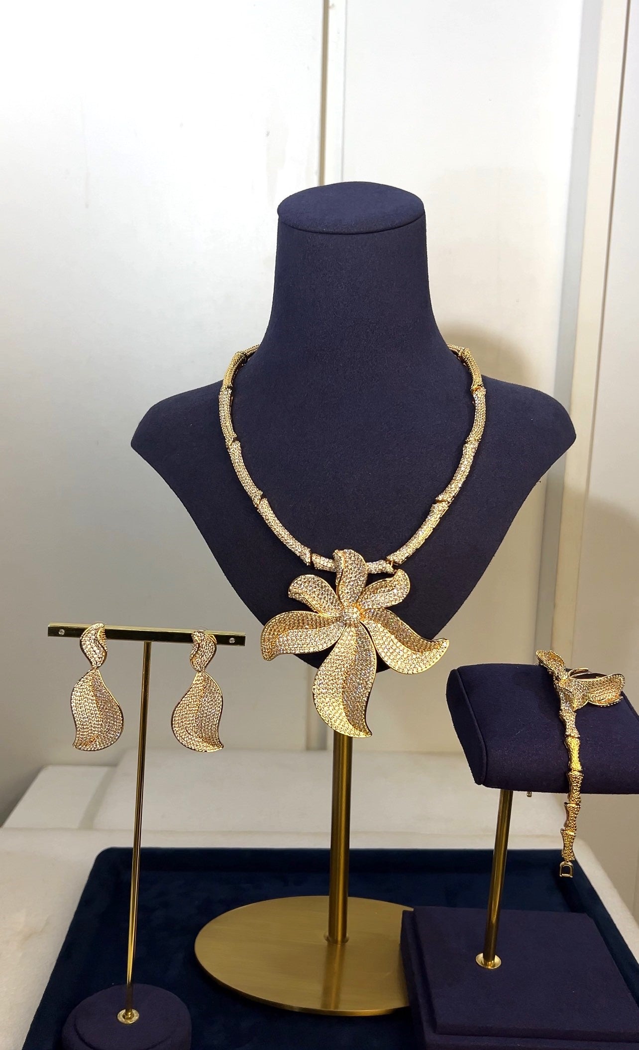 ZIRCONIA WEDDING NECKLACE SET