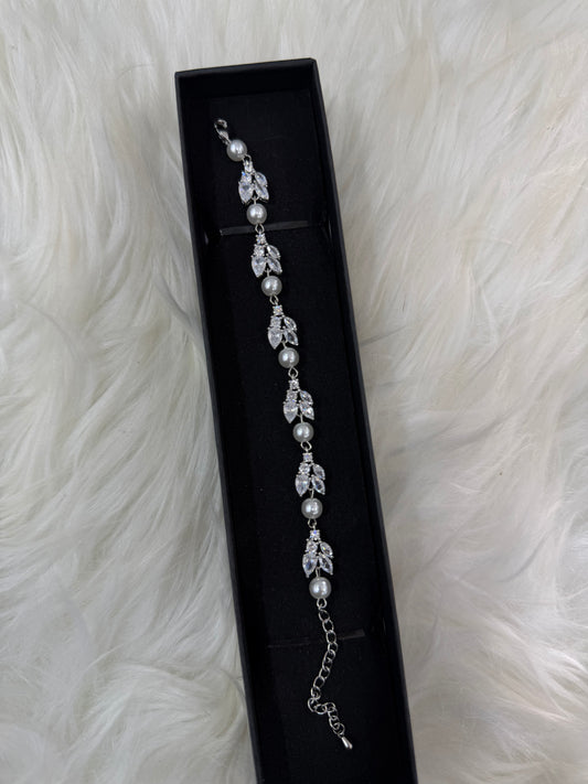 PEARL BRIDAL BRACELET