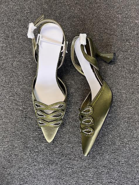 These heels are the ultimate statement accessory for weddings, galas, and evening soirées.