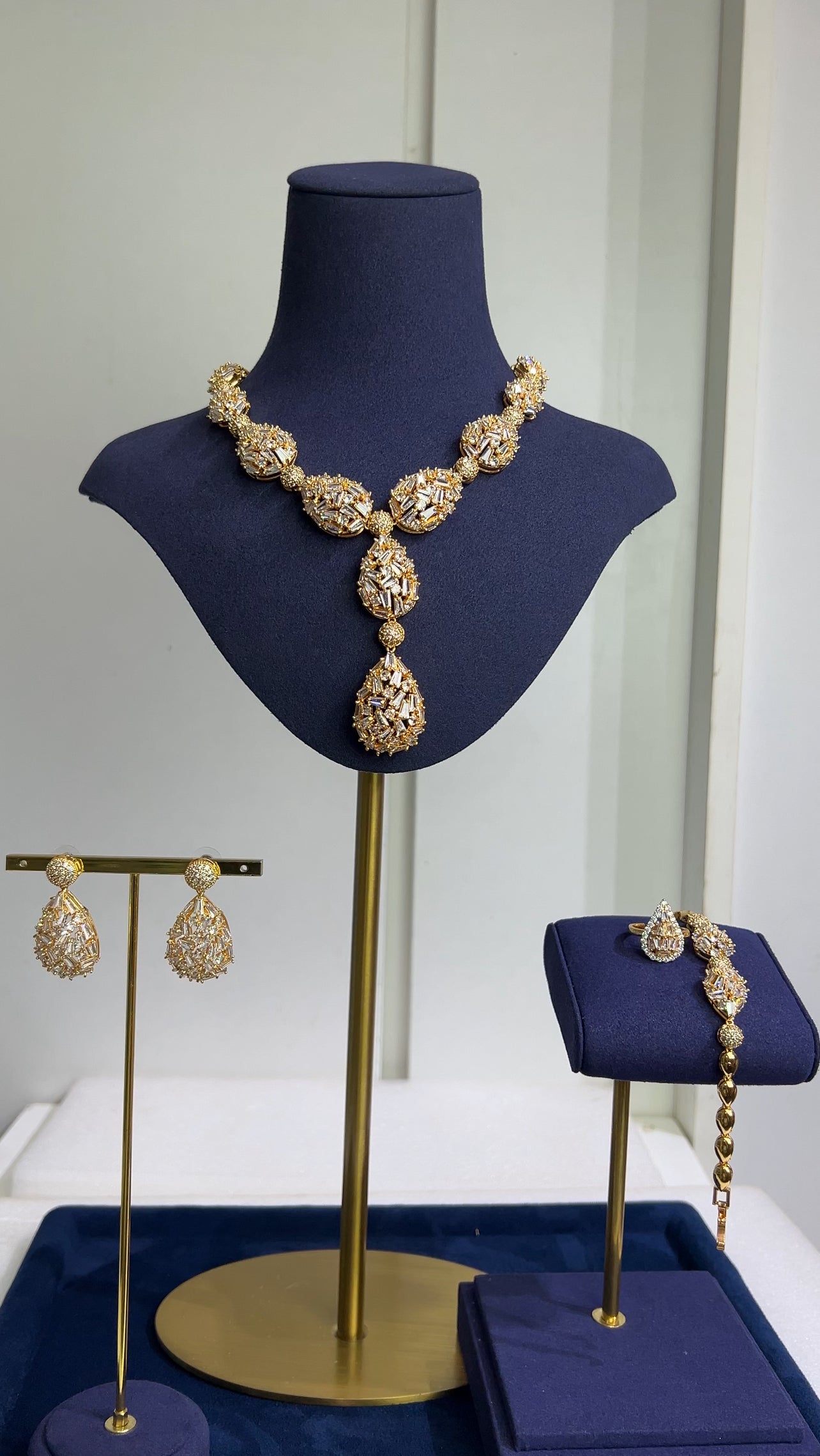 wedding necklace