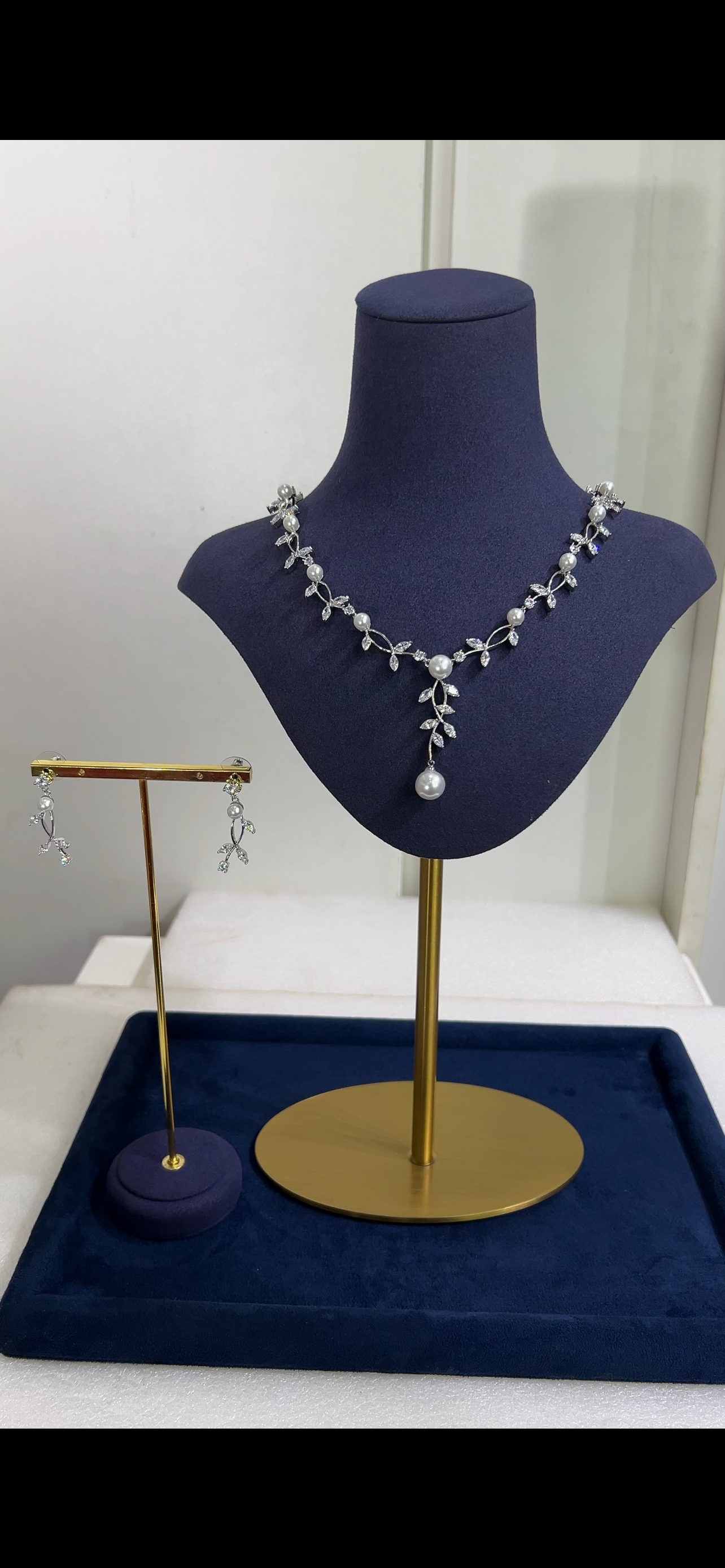 zirconia wedding necklace
