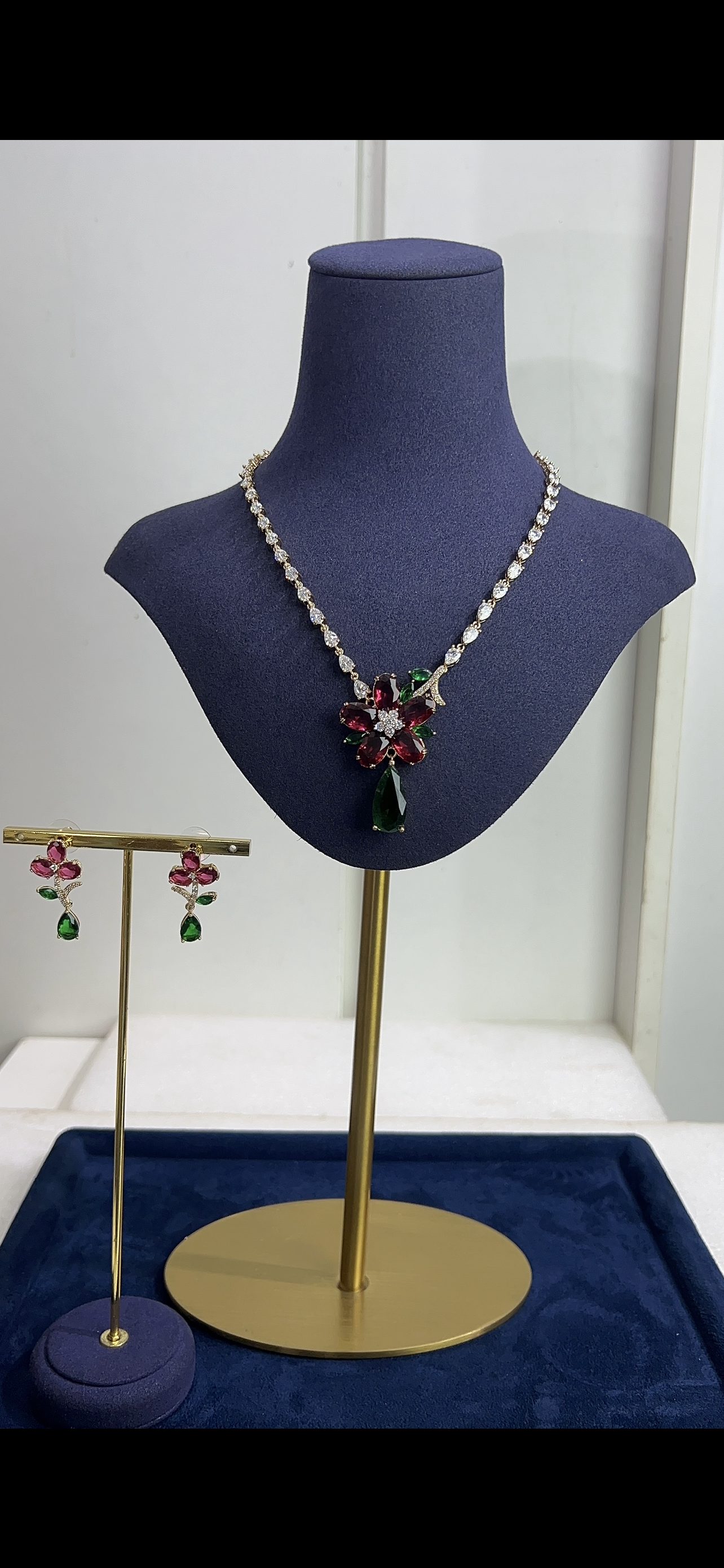zirconia wedding necklace