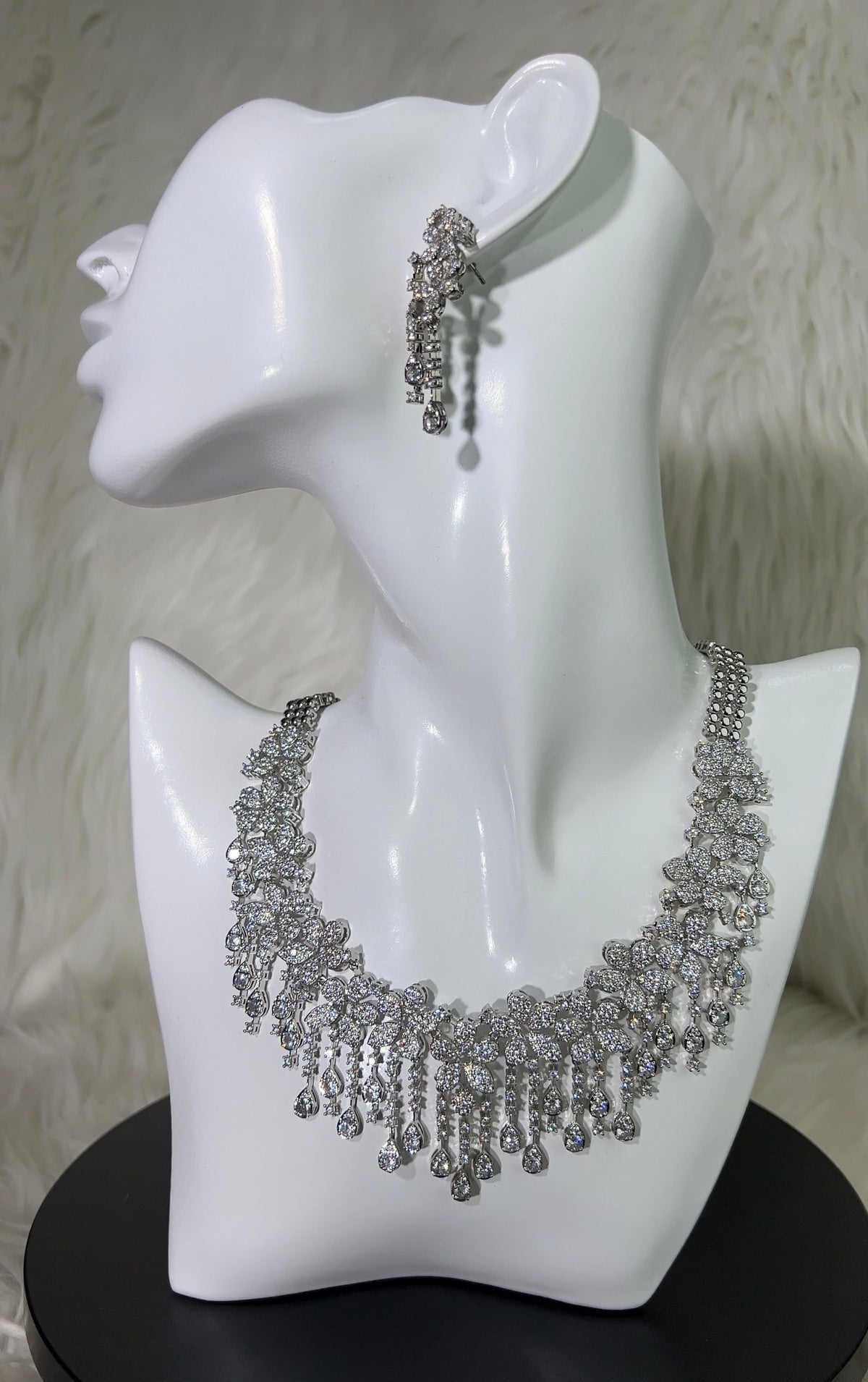 ZIRCONIA NECKLACE SET