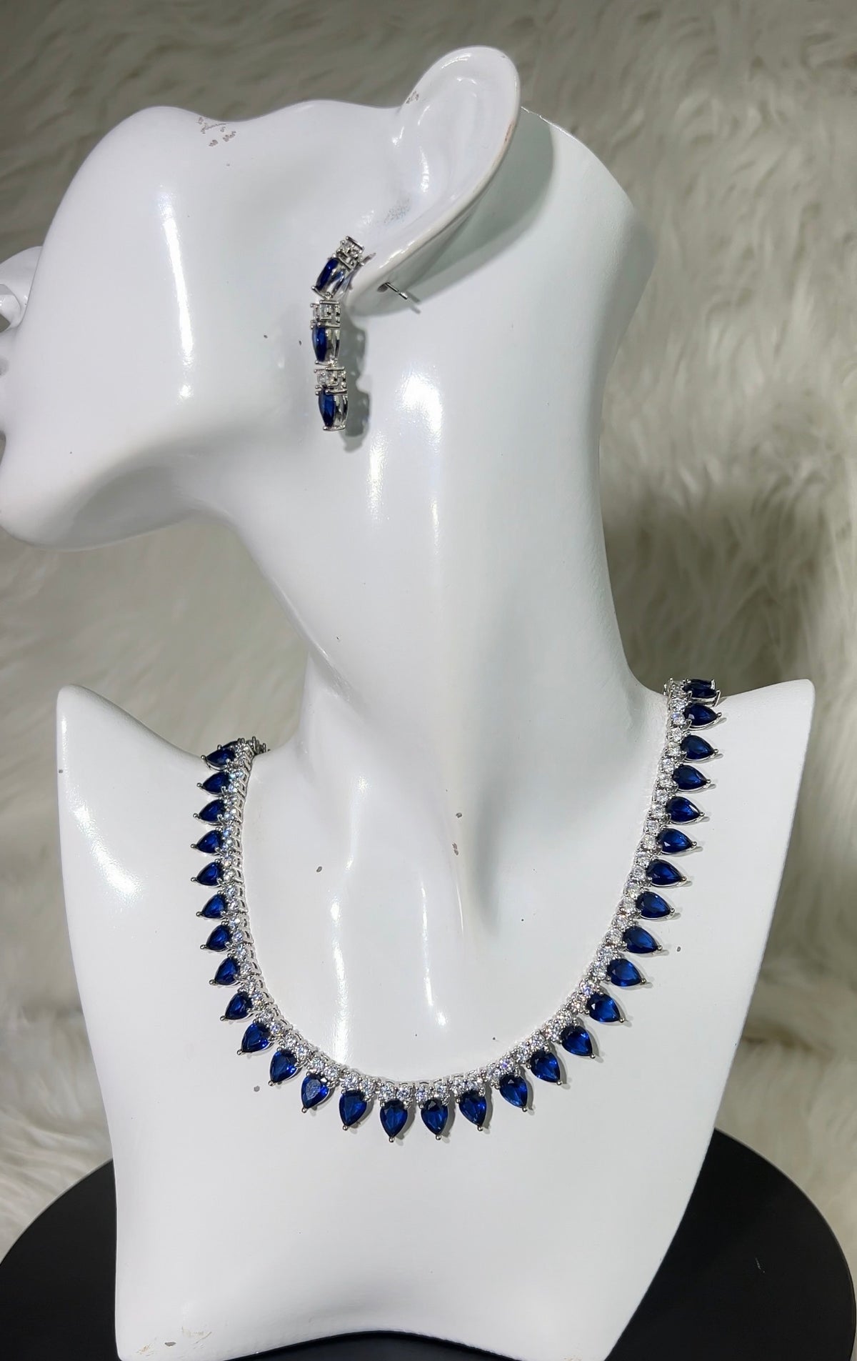 ZIRCONIA NECKLACE SET