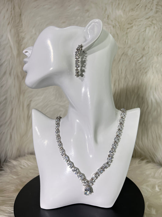 ZIRCONIA NECKLACE SET