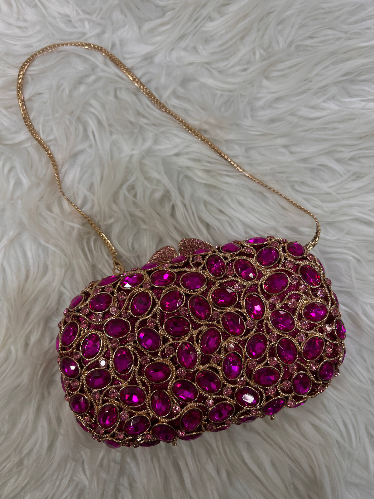 Perfect for brides, wedding guests, galas, red-carpet events, and formal soirées