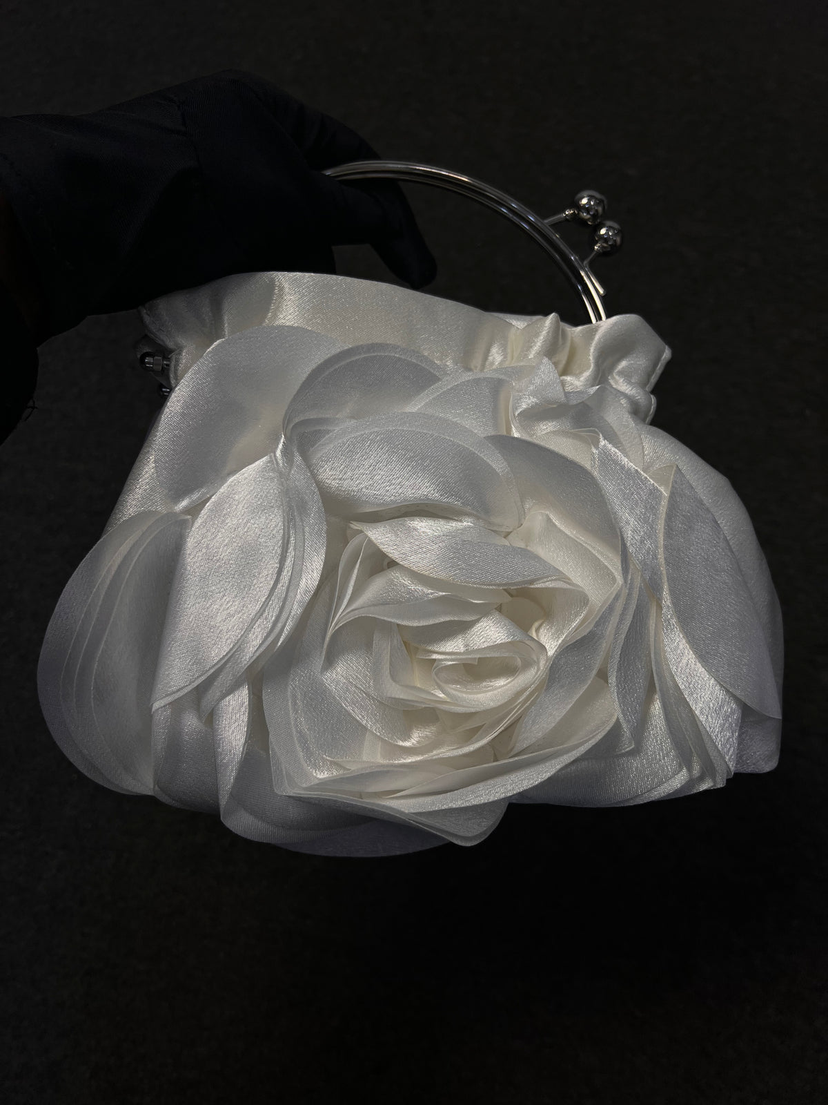 WHITE WEDDING PURSE