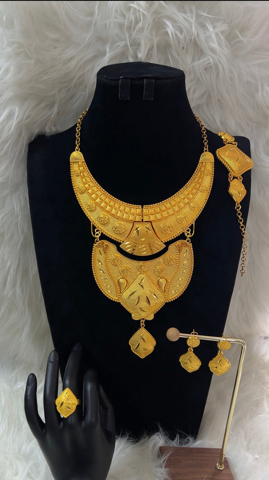 Perfect for brides, gala attendees, or anyone looking to add a touch of high-glamour luxury to their evening wear