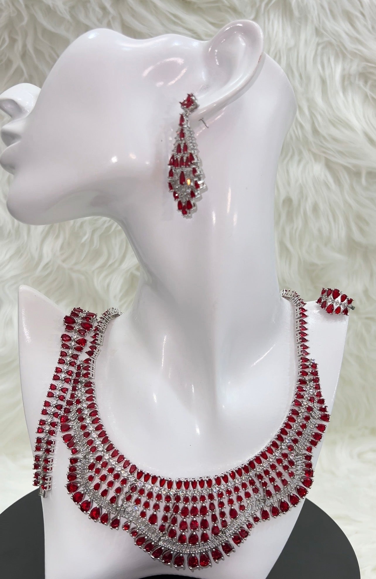 ZIRCONIA NECKLACE SET
