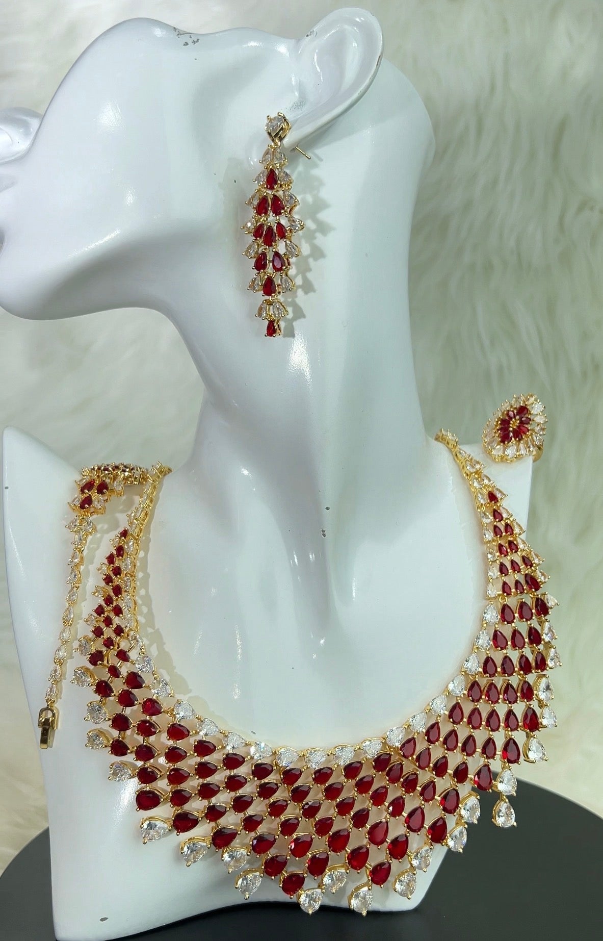 ZIRCONIA NECKLACE  SET