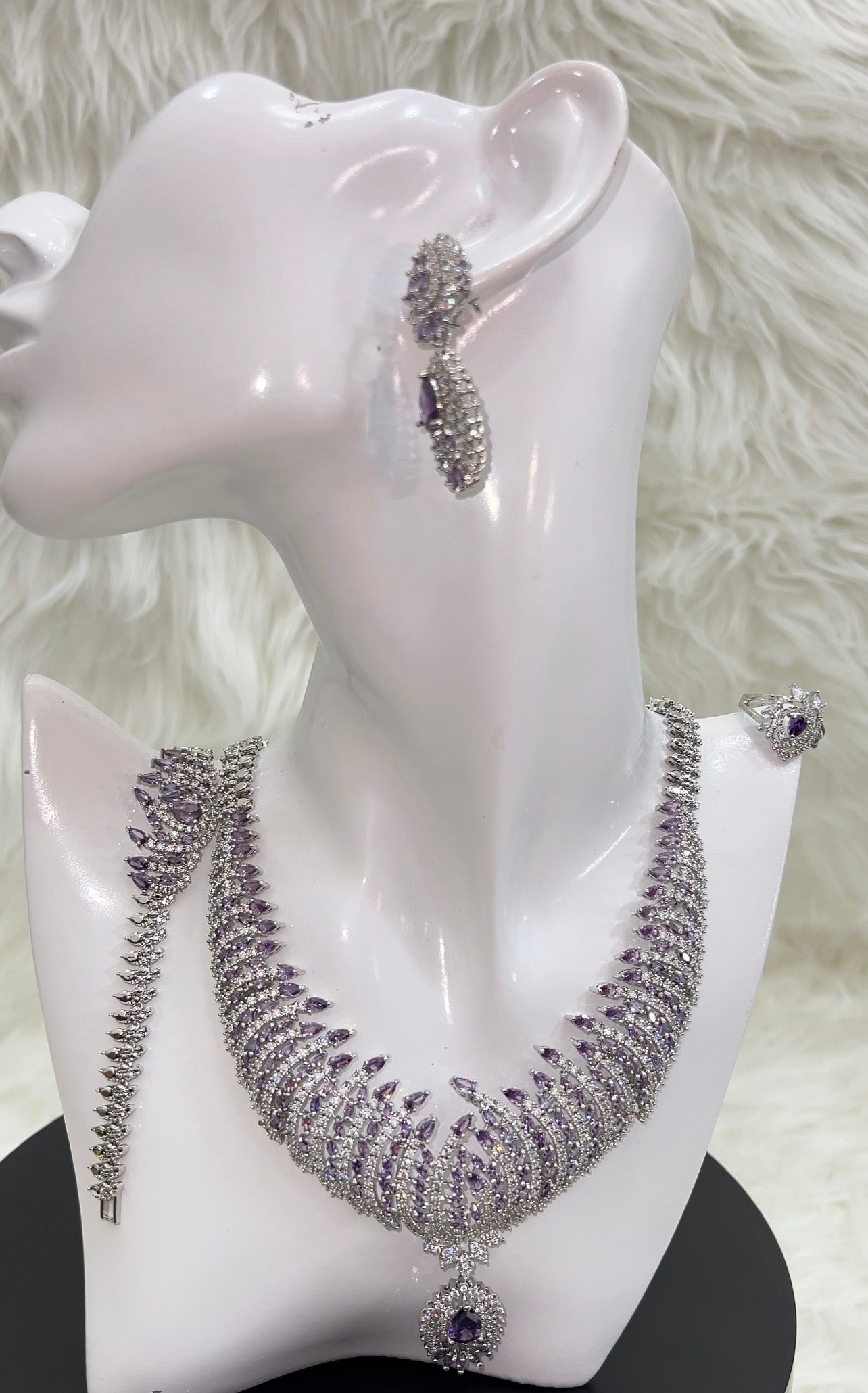 ZIRCONIA NECKLACE SET
