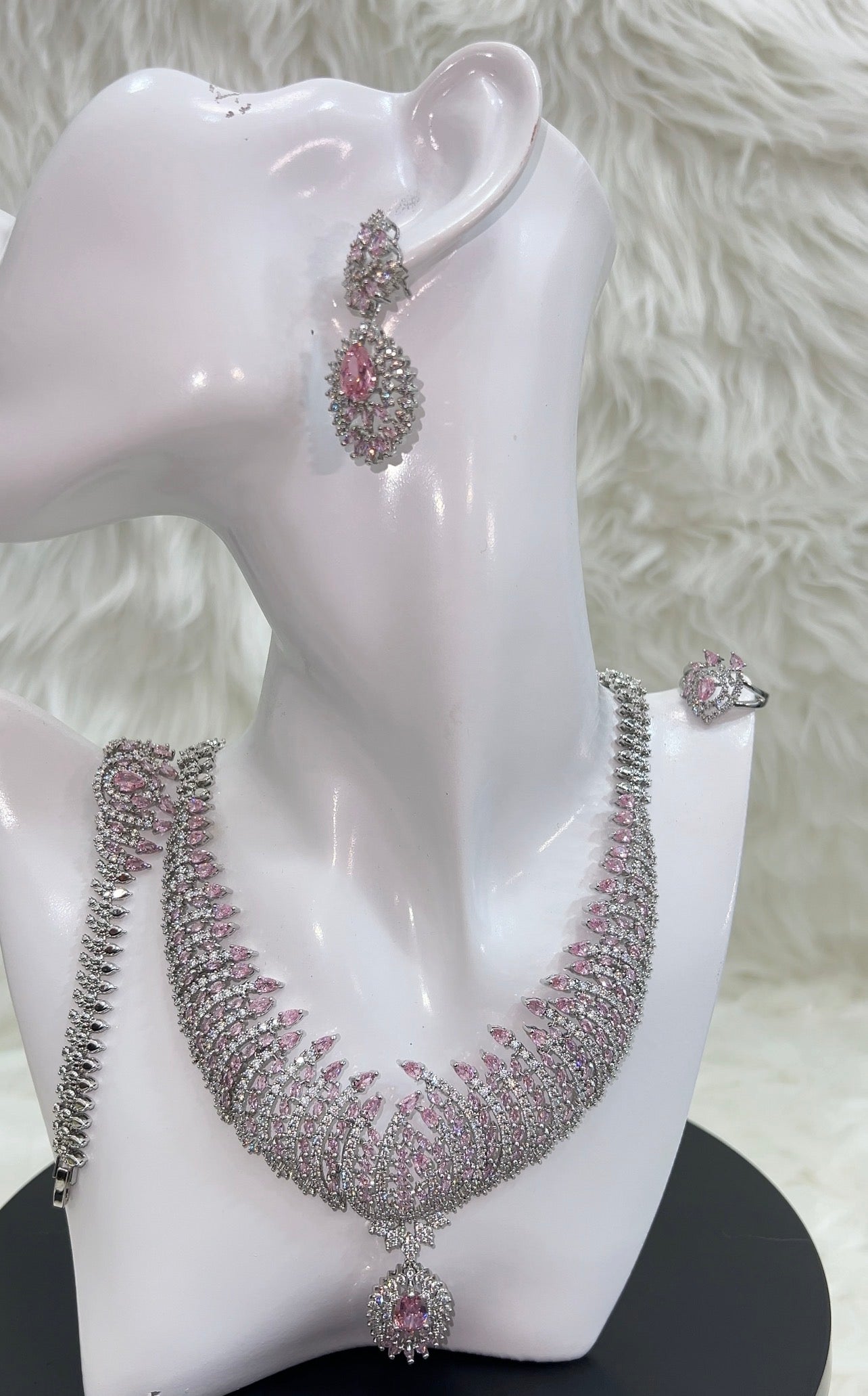 ZIRCONIA NECKLACE SET