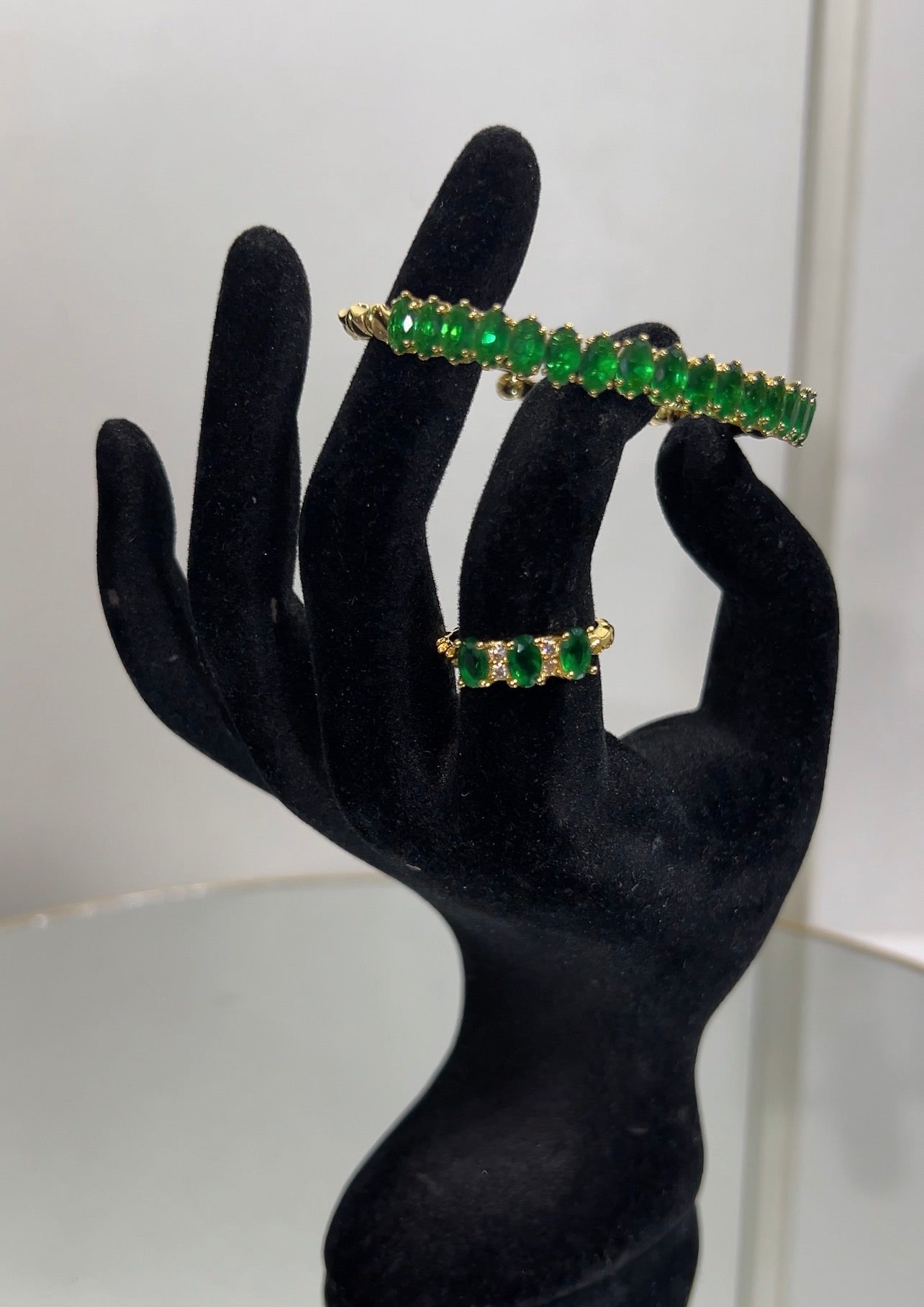 BANGLES