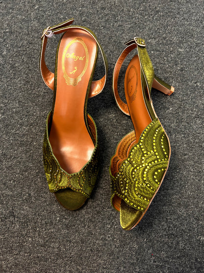 OPEN TOE SHOE