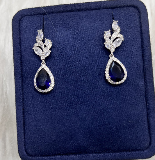 Perfect for brides, bridesmaids, or formal evening wear.