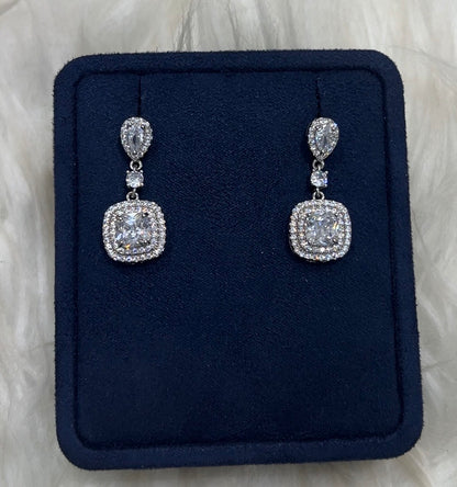 Mini Bridal Earring
