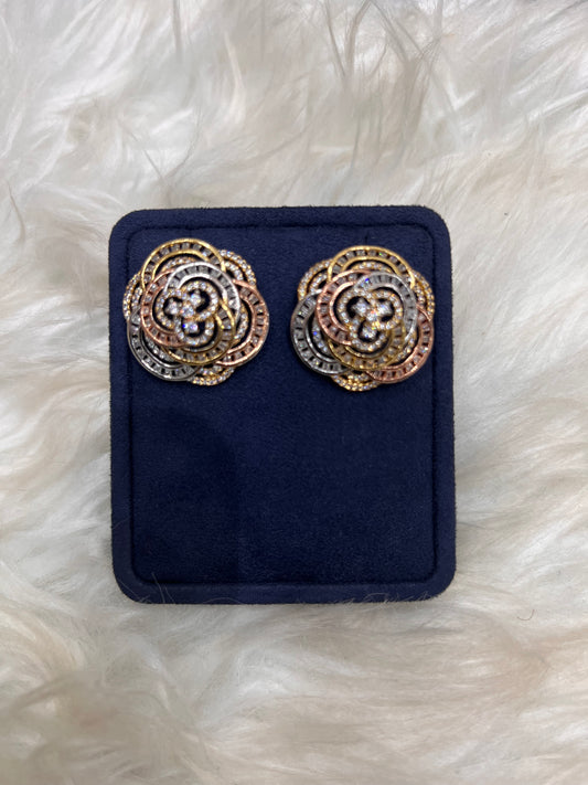 pair seamlessly with gold, silver, or rose gold necklaces and bangles. Perfect for luxury traditional wear or modern gala events.