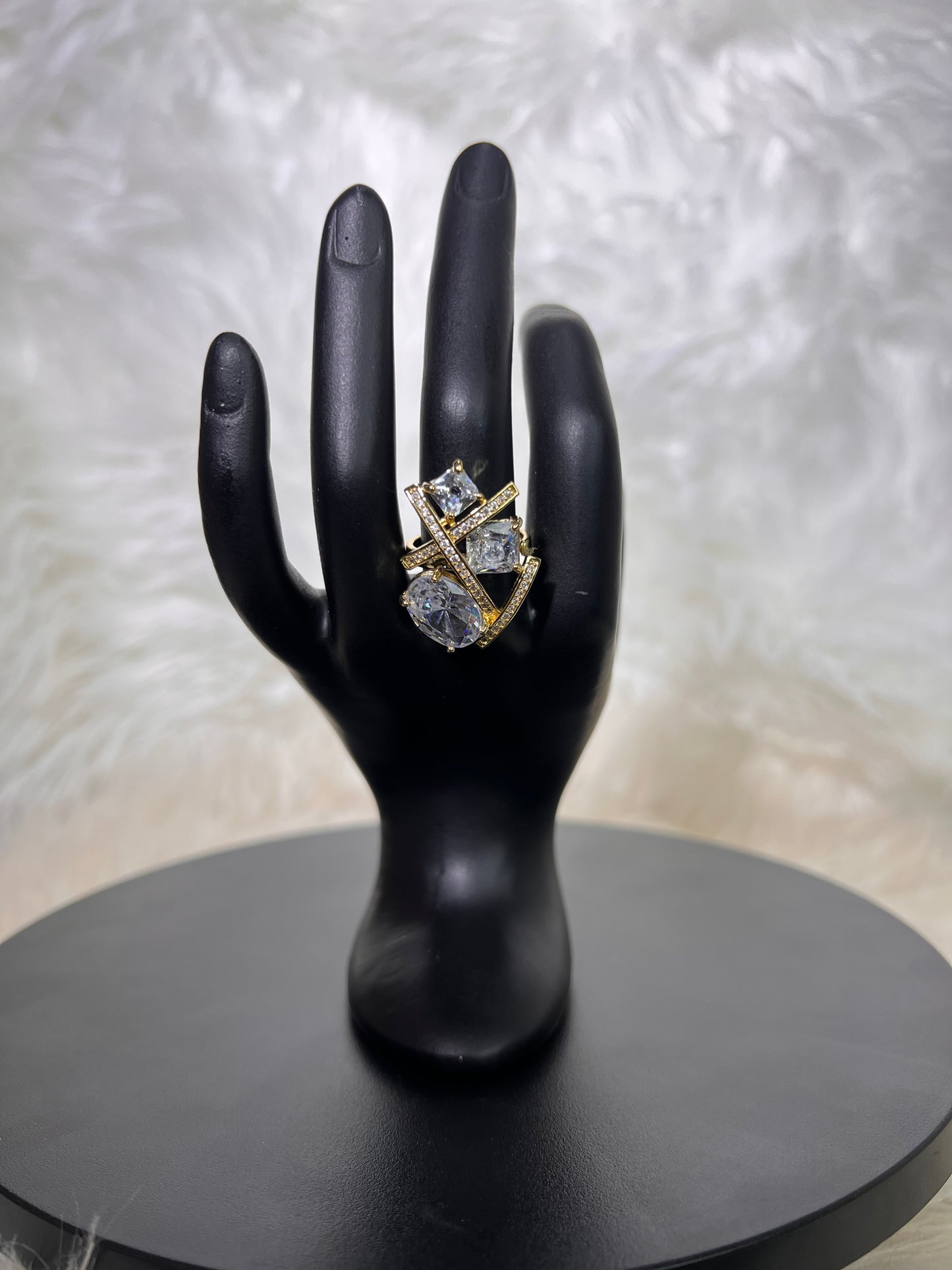 Whether you are walking down the aisle or attending a high-profile gala, this piece delivers maximum brilliance and sophisticated drama.