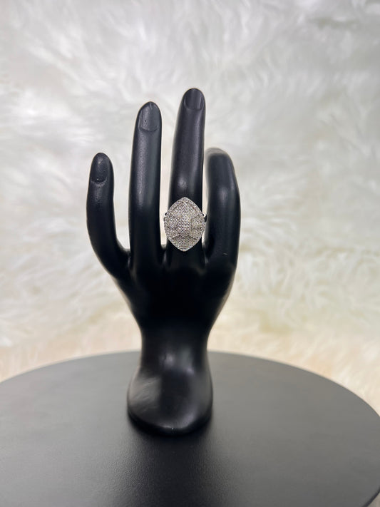 The intricate, pillow-like dome texture offers an opulent, high-glamour look, making it the ultimate accessory for weddings, gala evenings, or milestone celebrations