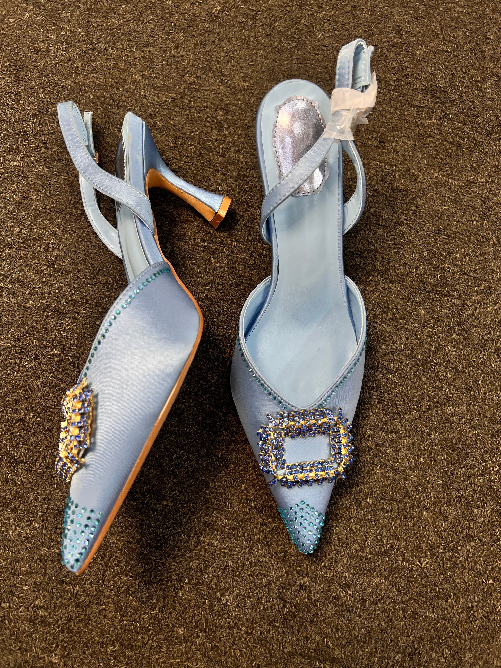 wedding shoes in turquoise blue