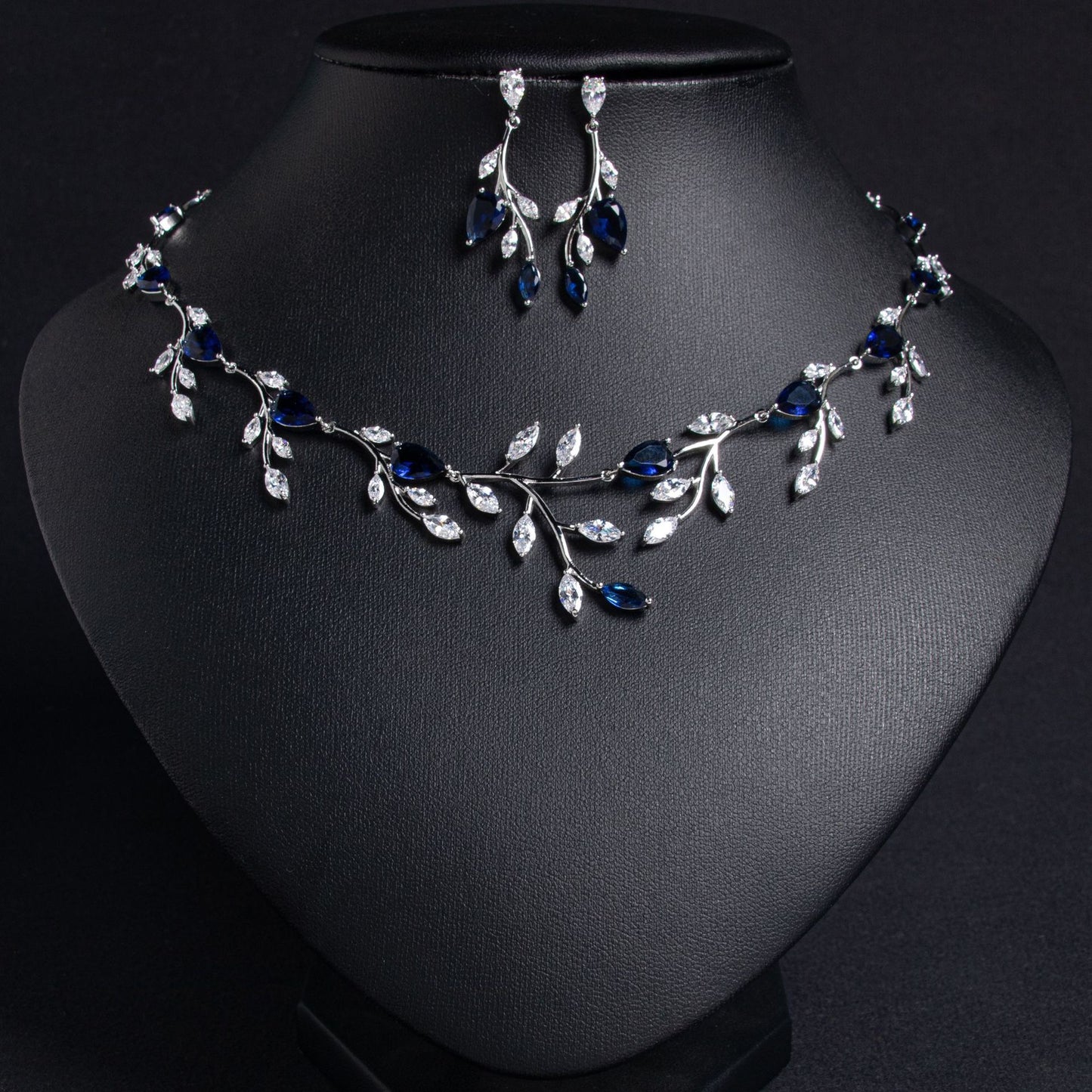Zirconia Necklace Set